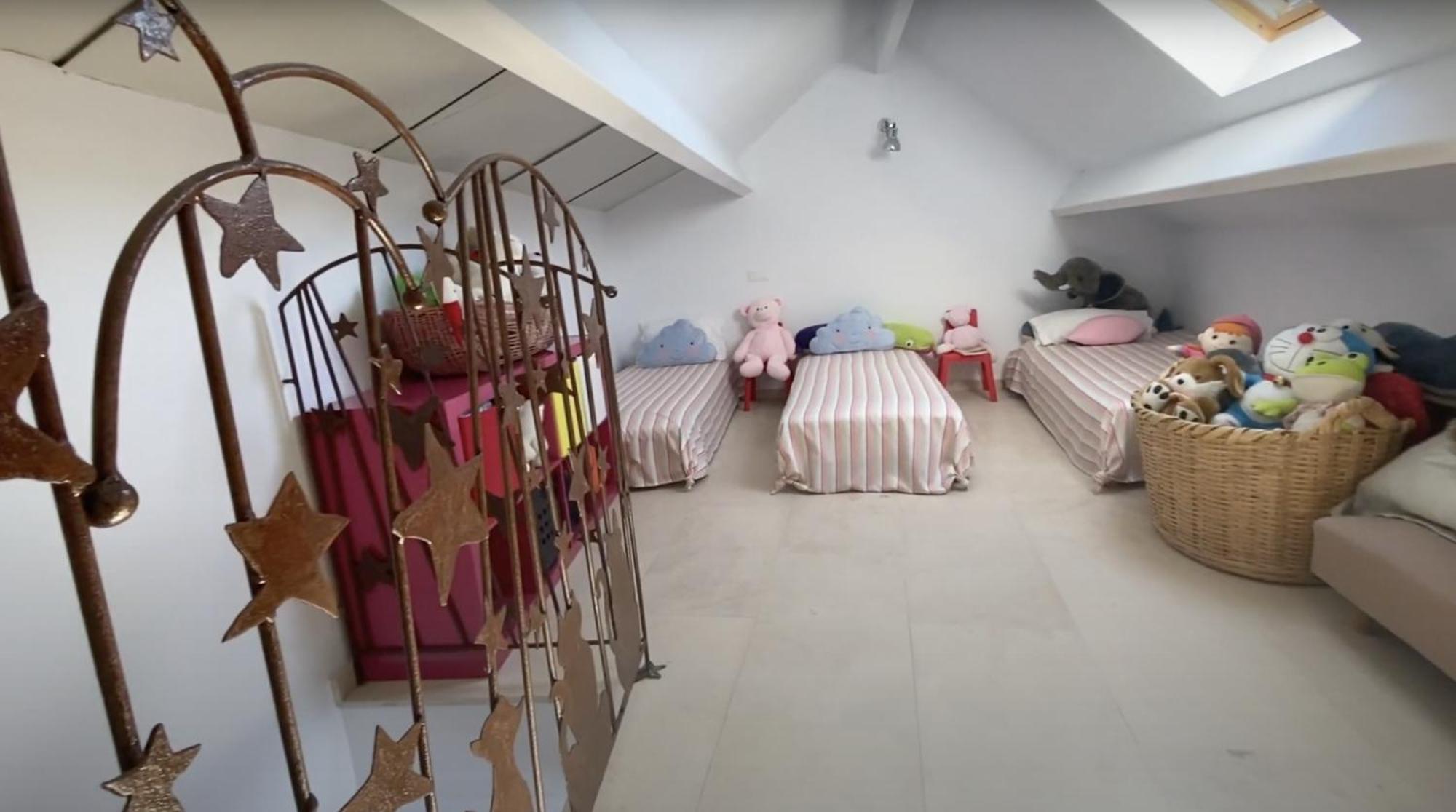 48 Urban Suites Dun-le-Palestel Rom bilde